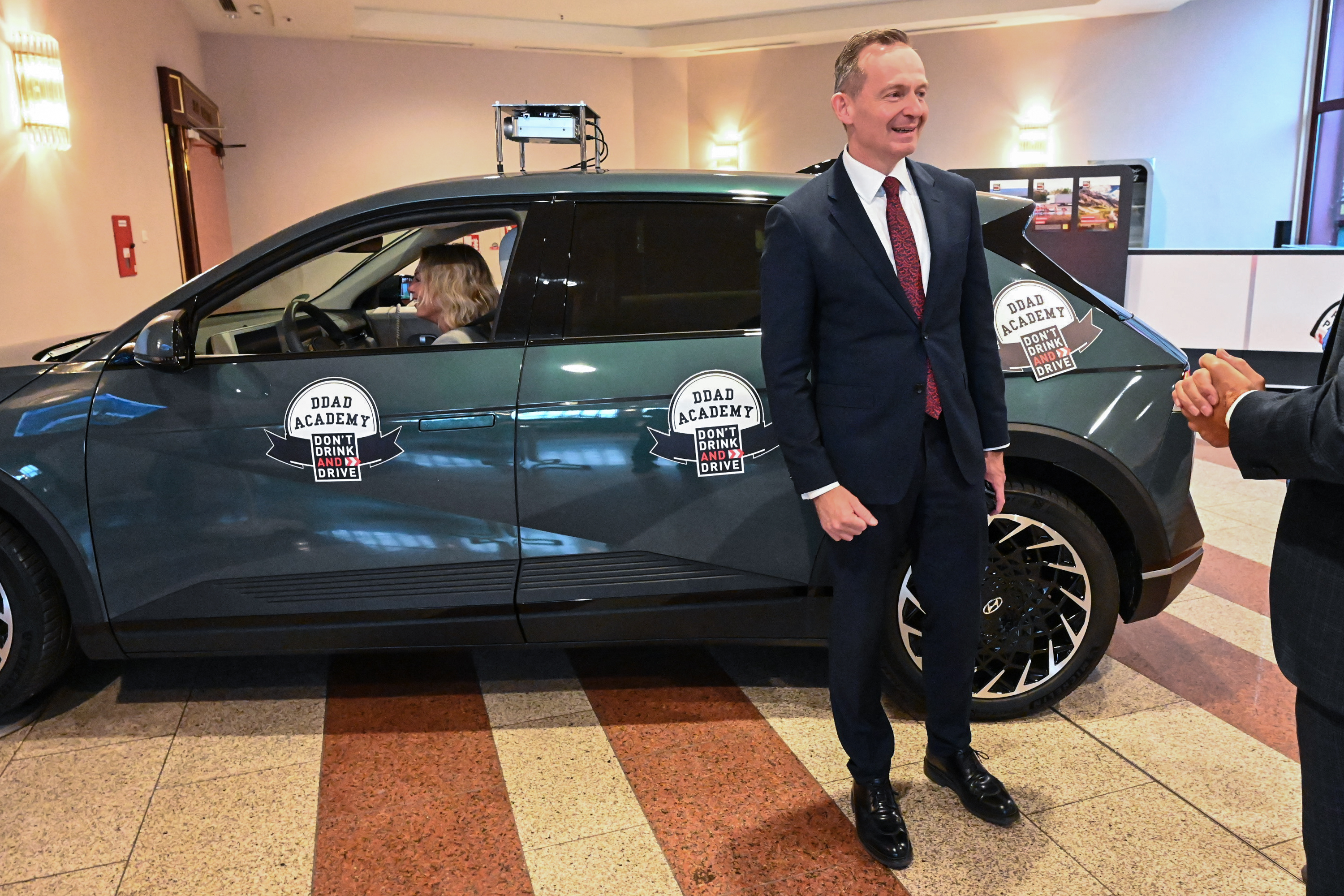 „DON’T DRINK AND DRIVE“ präsentiert sich auf der Verkehrsministerkonferenz in Köln